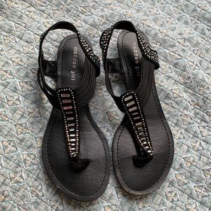 Madden Girl Triixie 9.5 Rhinestone Sandal Flats